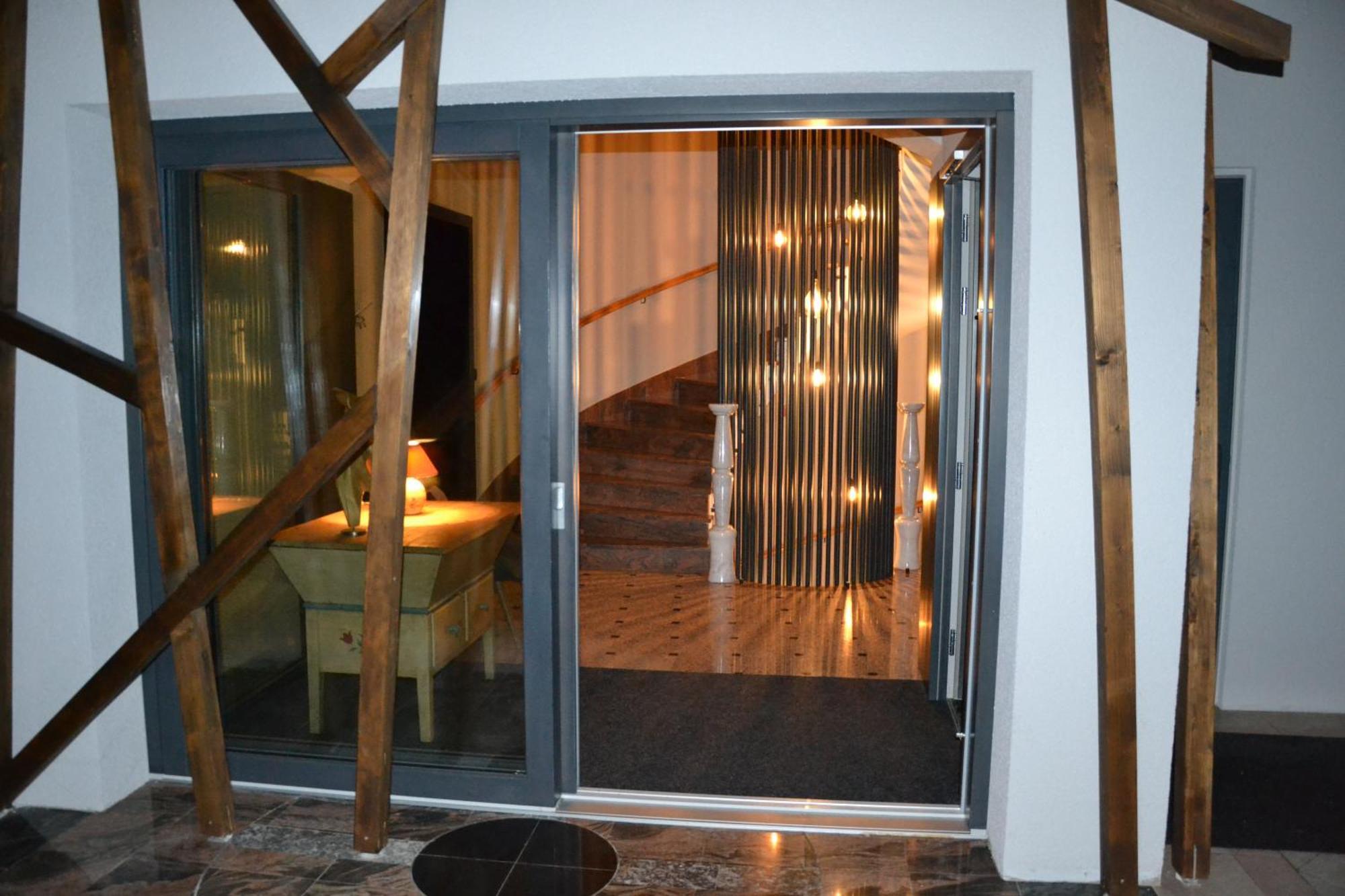 Hotel Rakar Trebnje Zewnętrze zdjęcie