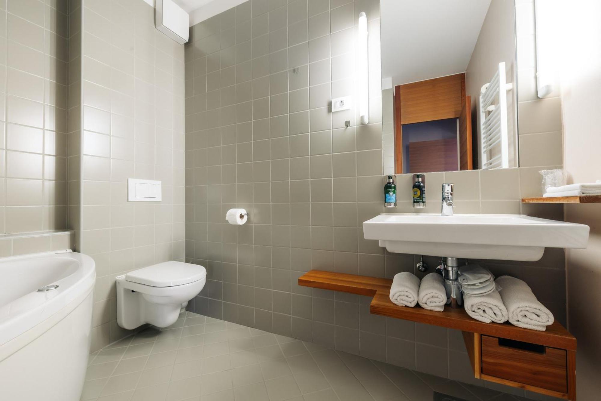 Hotel Rakar Trebnje Zewnętrze zdjęcie