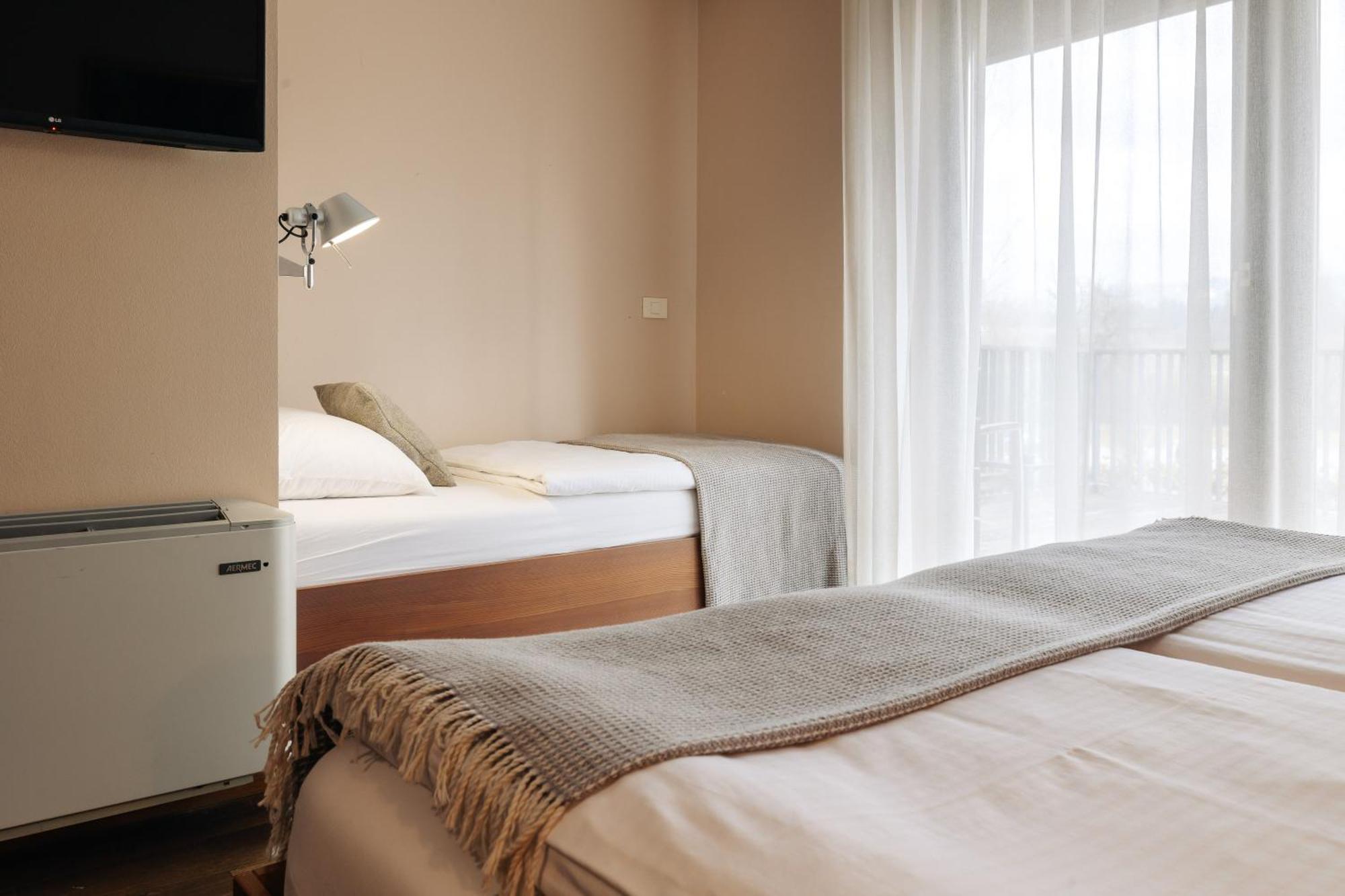 Hotel Rakar Trebnje Zewnętrze zdjęcie